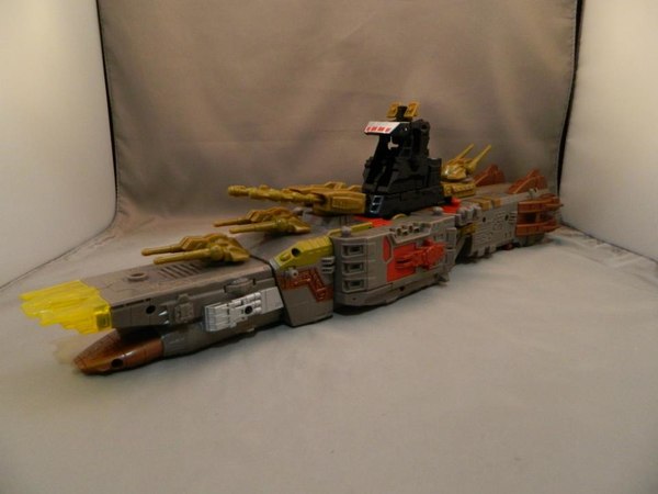 Transformers Year Of The Snake Platinum Edition Omega Supreme  (11 of 48)